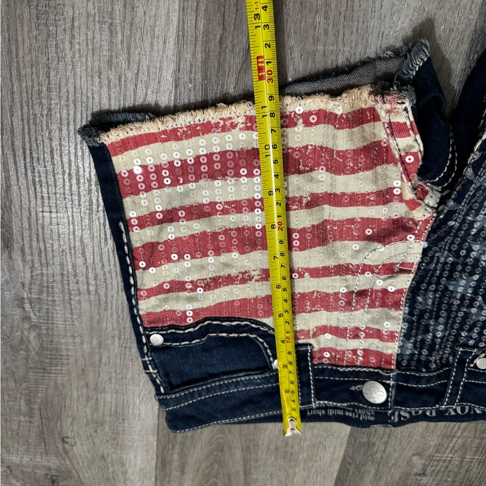 Knox Rose American Flag Sequin Denim Shorts - Red, White, Blue size 8 Mid Rise - Picture 5 of 8